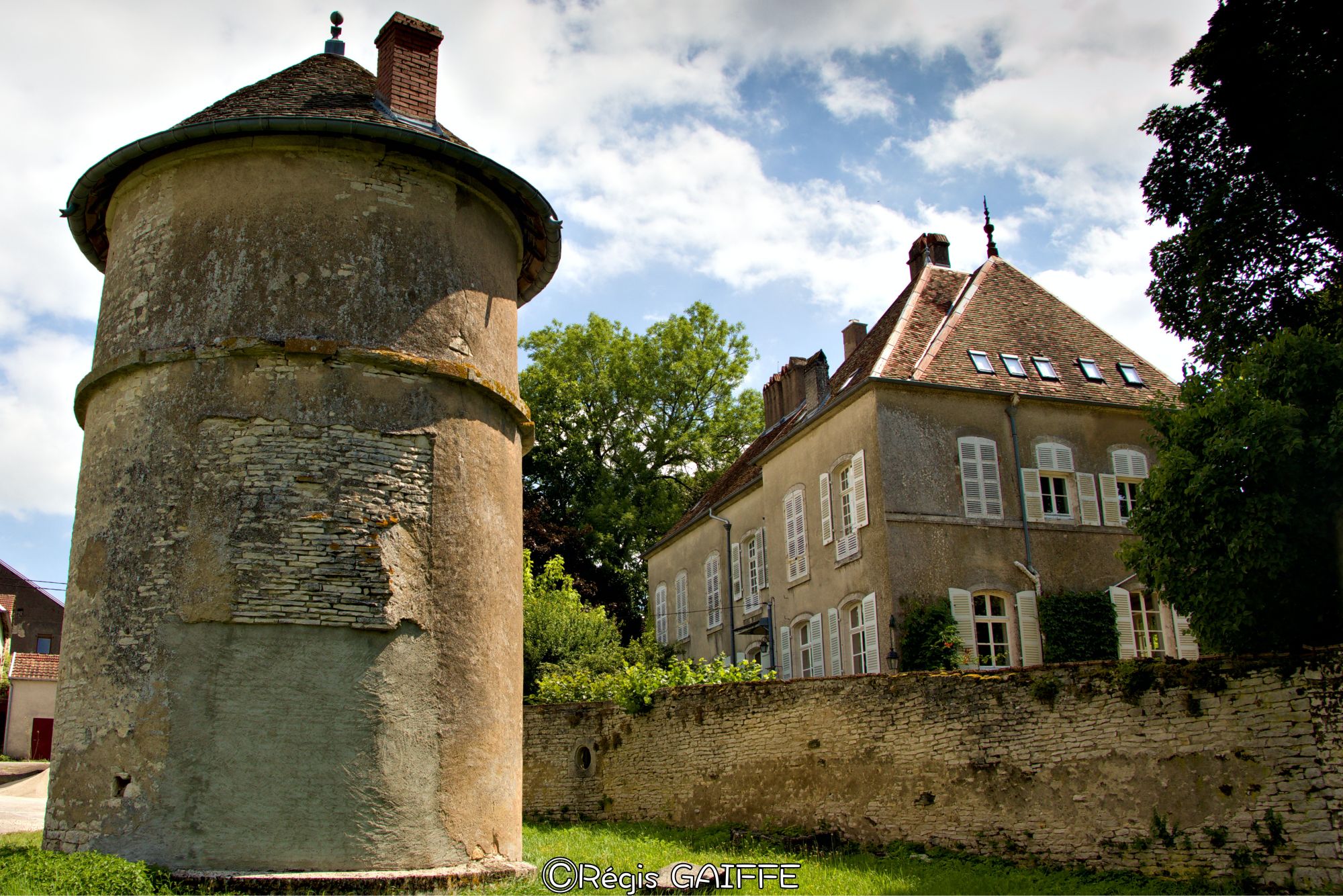 Un charmant village Voyages et Aventures sexprimer.fr