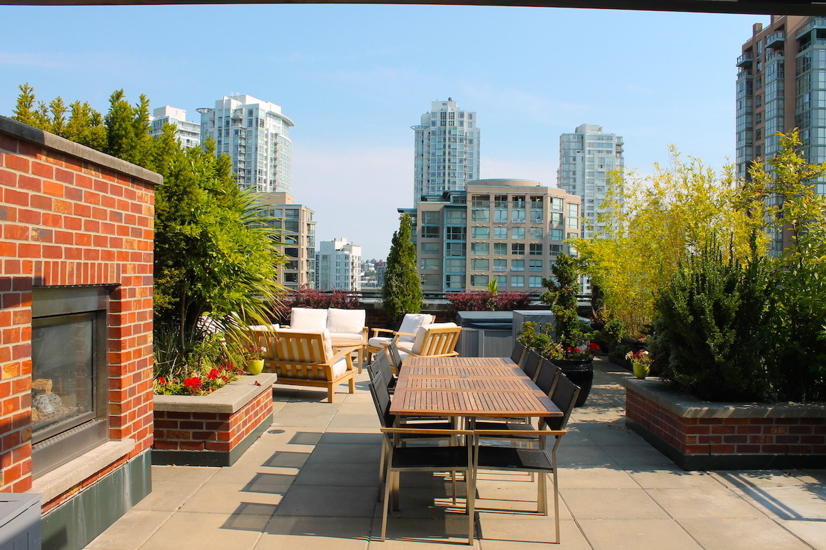 Vancouver Yaletown Penthouse Condo Reveals Fun Features HuffPost Canada