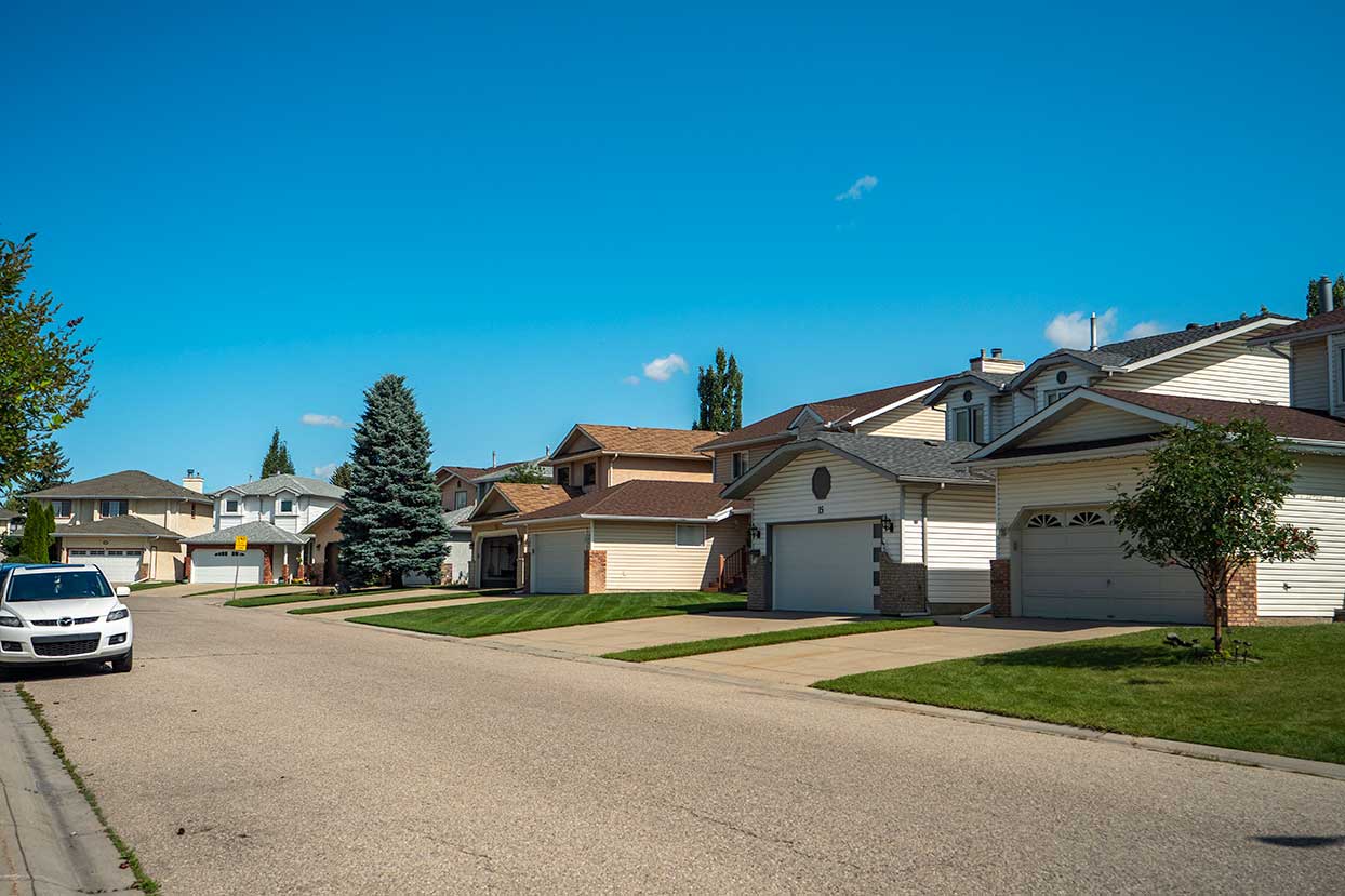 Riverbend, AB Guide Find Homes in Calgary