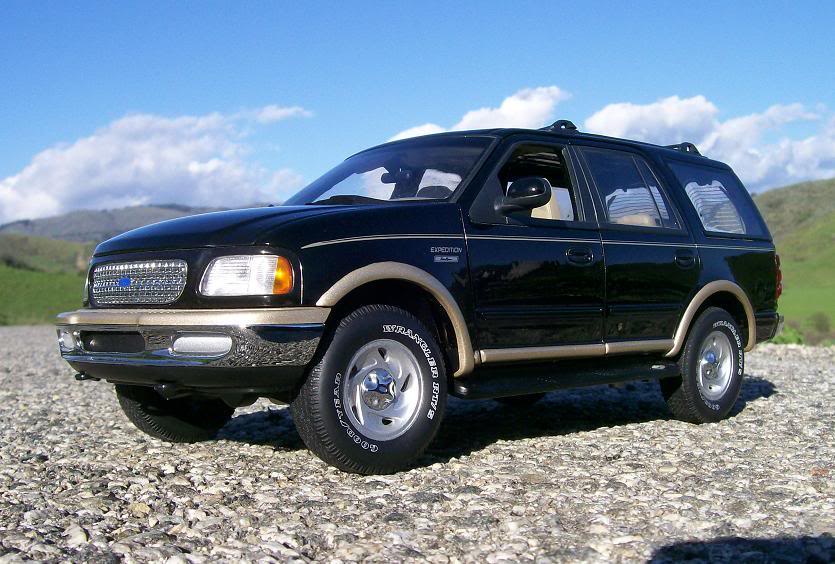 Ford Expedition Eddie Bauer STuning Diecast
