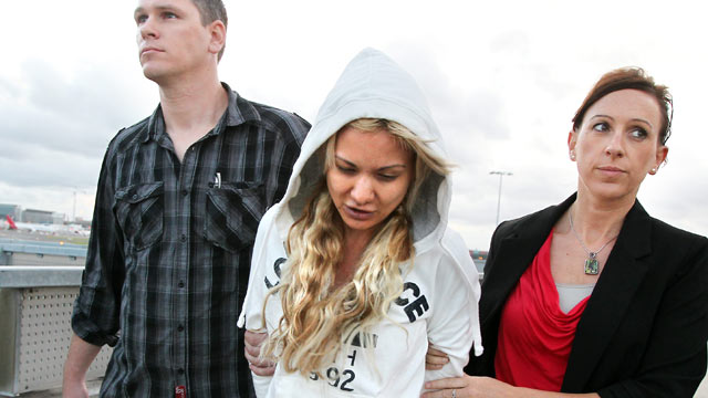 Model Simone Farrow Accused of Heading International Drug Ring Captured