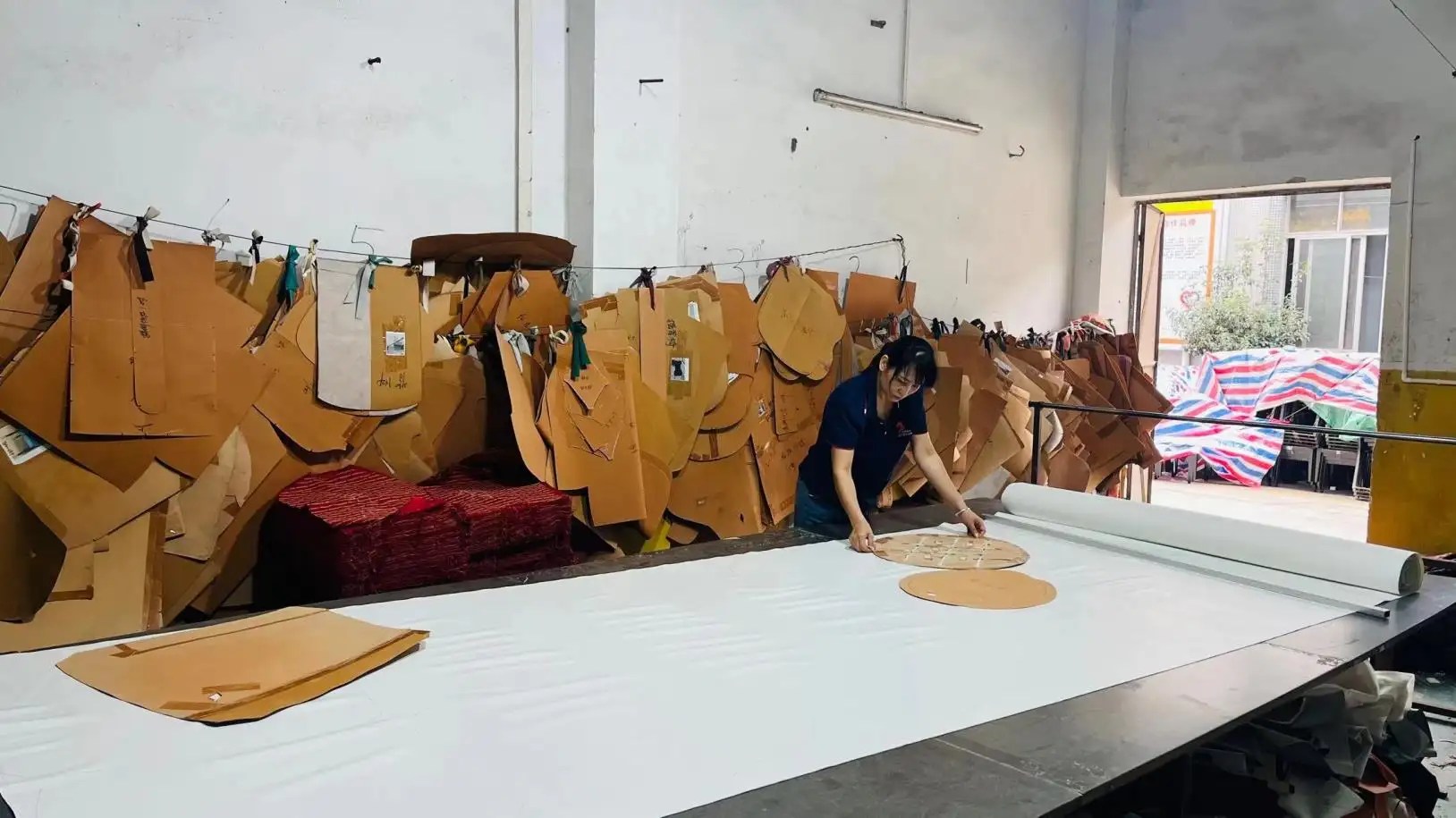 Foshan Yinma Furniture Co., Ltd.