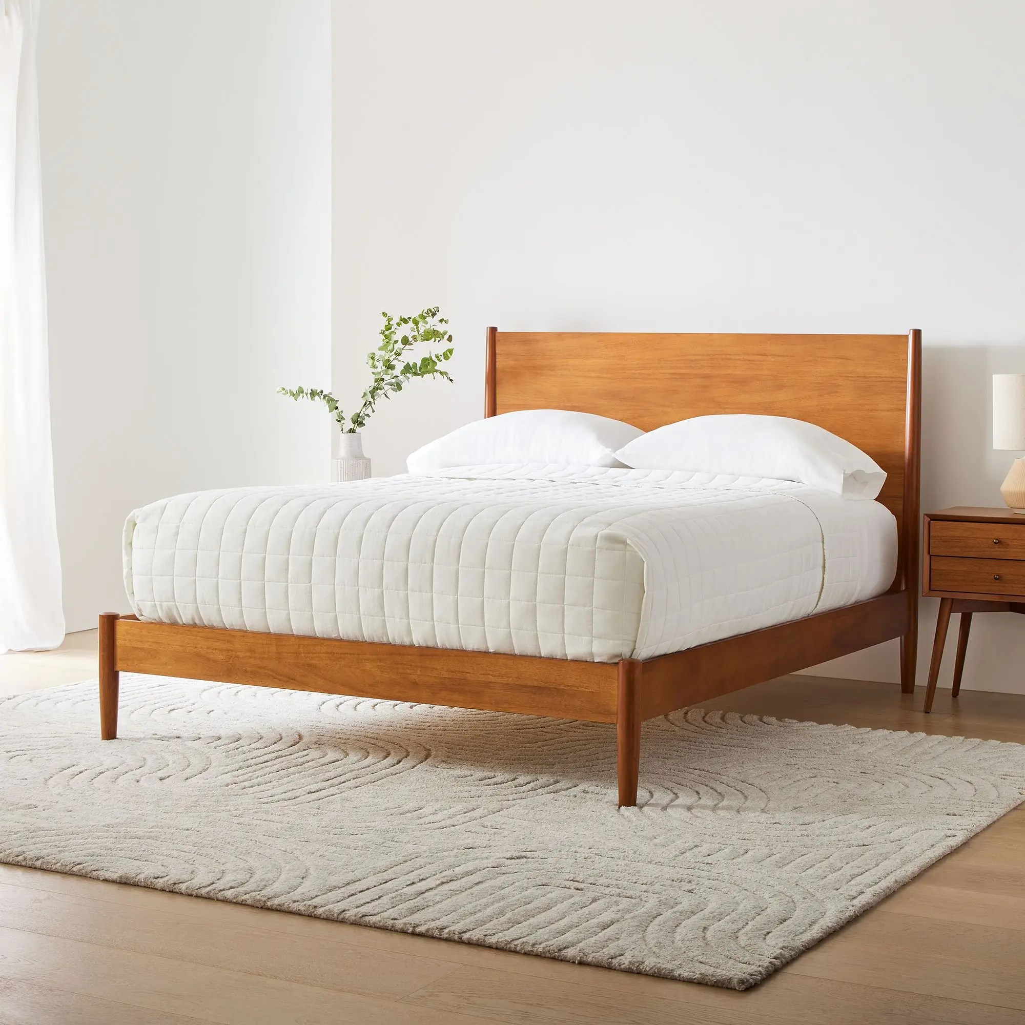 Factory direct sale solid wood modern bedroom furniture bed company