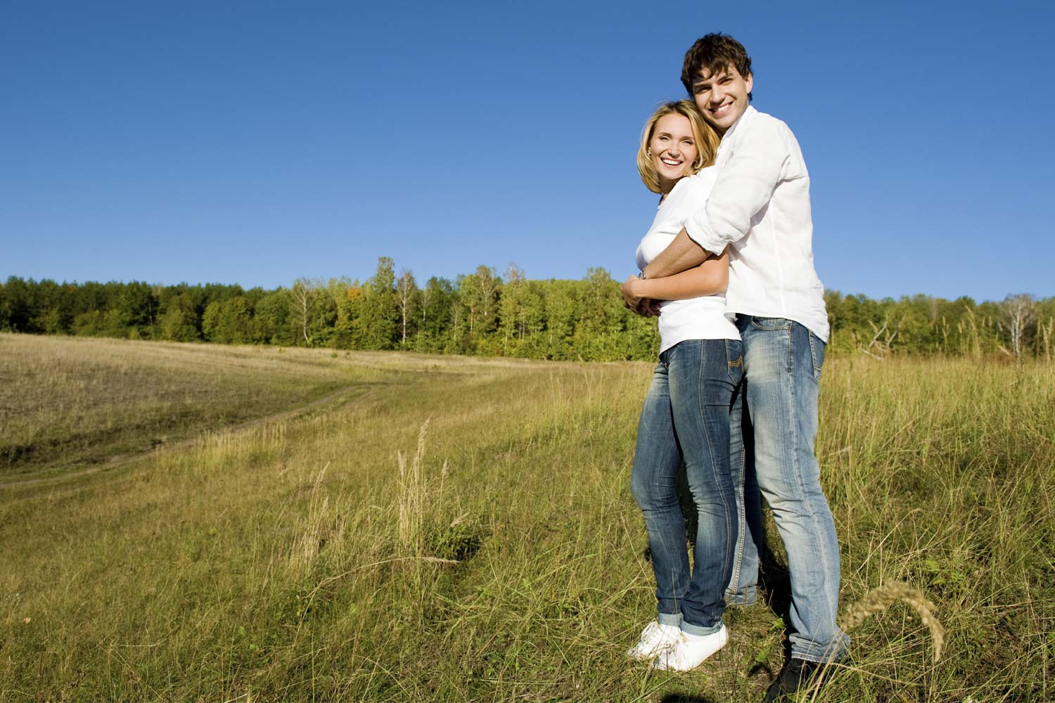 23 Best “American” Dating Sites (Free, LGBT, Over 40)