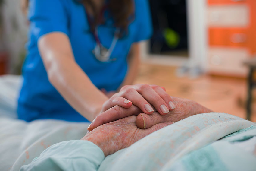13 Reasons to a Certified Nursing Assistant