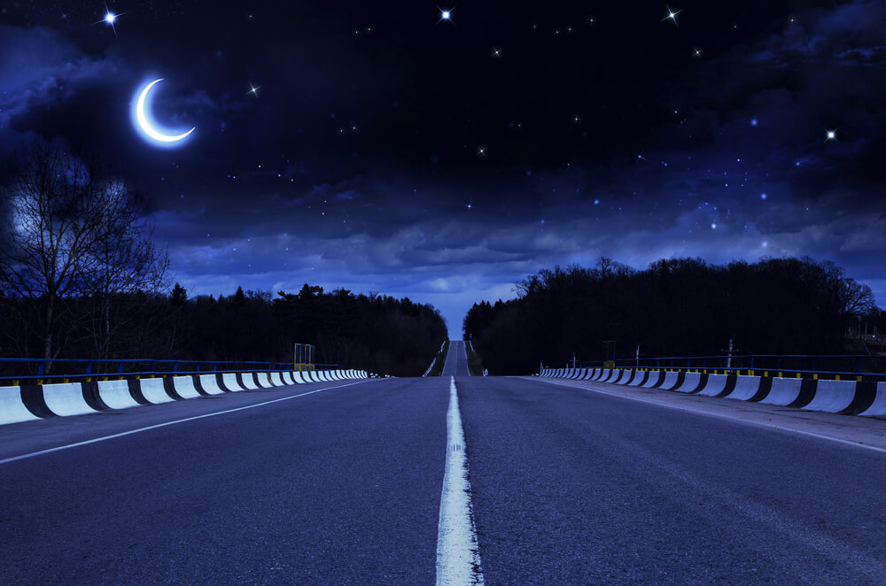 Driving at Night 9 Critical Tips for Safe Night Driving
