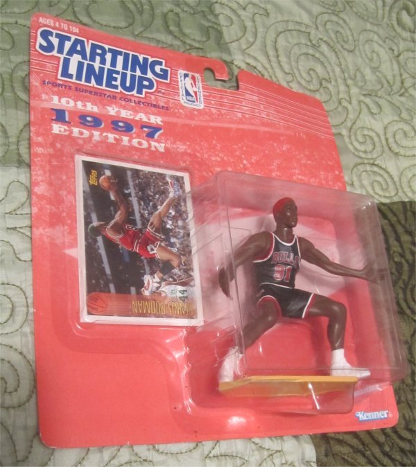 RARE!! Starting Lineup 1997 NBA Carded Dennis Rodman (Chicago Bulls) KENNER