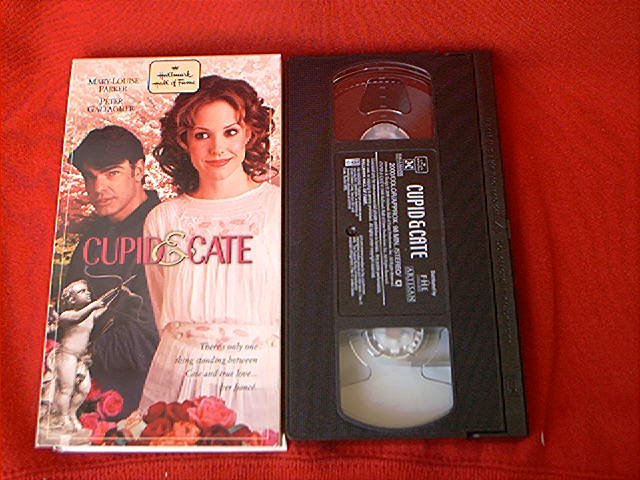 CUPID AND CATEVHSMARY LOUISE PARKER, PETER GALLAGHERHALLMARK2000