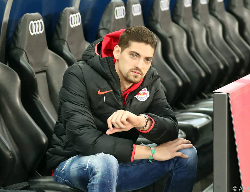 Bundesliga » News » SalzburgGoalie Stanković gibt sein Comeback