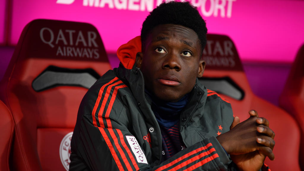 Bundesliga » News » Beim Jubeln verletzt? um BayernYoungster Davies