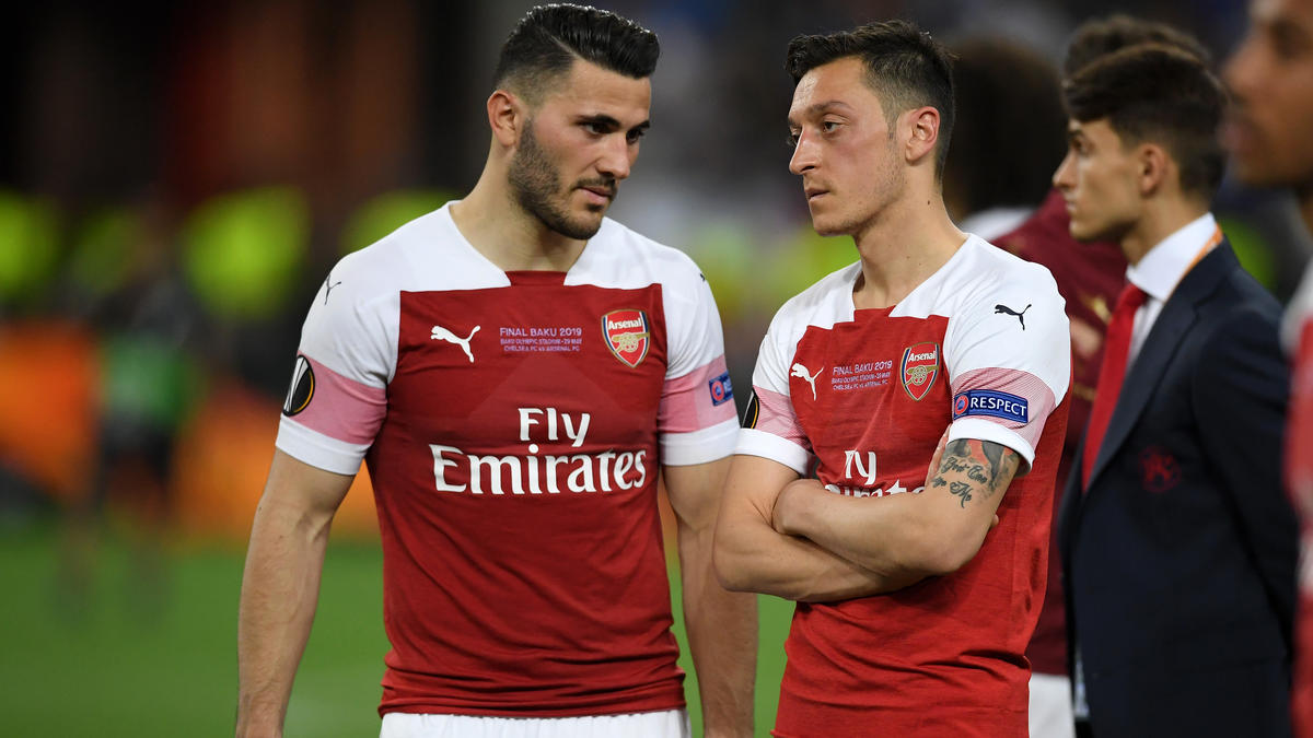 FC Arsenal streicht Özil und Kolasinac wegen Sicherheitsbedenken aus