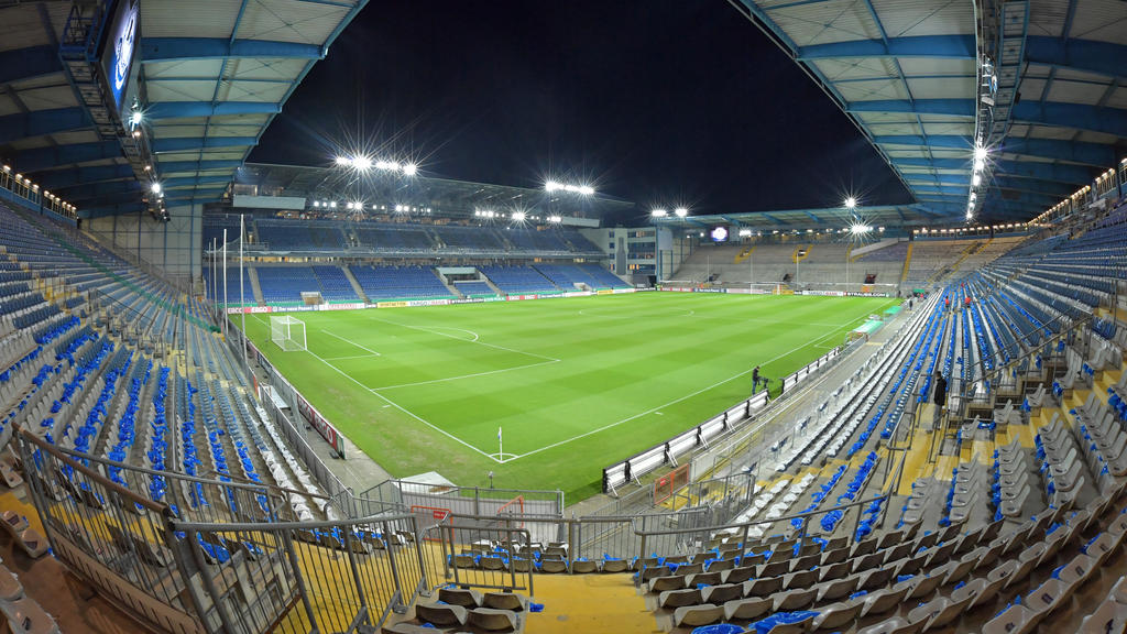 Neonazis verschmutzen Stadion mit Flyern So stark reagiert Arminia