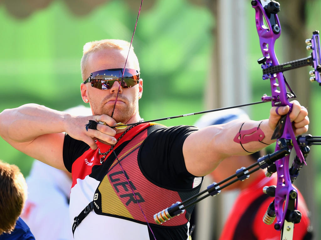 Bogenschütze Floto im Achtelfinale
