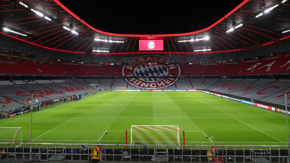 Kommentar Bundesliga 2.0! Schluss mit dem MillionenIrrsinn im Fußball