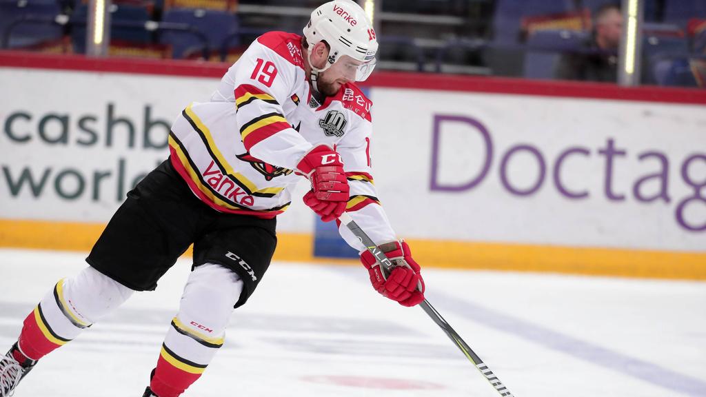 Eishockey DEL ERC Ingolstadt komplettiert Kader mit DeFazio