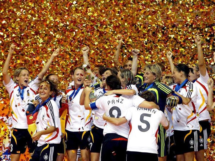 Frauenfußball in Deutschland und Frankreich im Vergleich