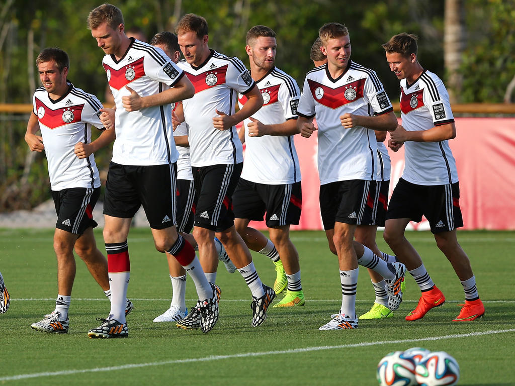 Fußball » News » DFBElf Heiße Ankunft in Fortaleza