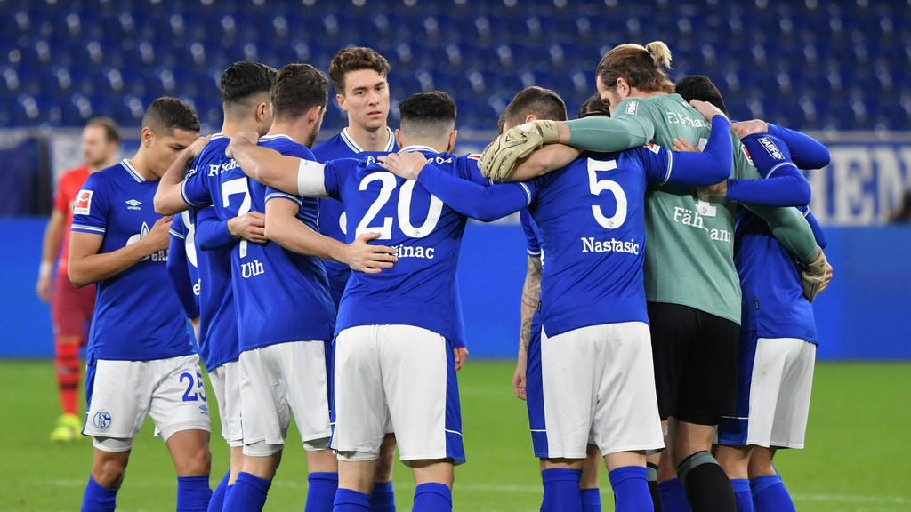 FC Schalke 04 droht der "totale Ausverkauf" MegaUmbruch im Falle des