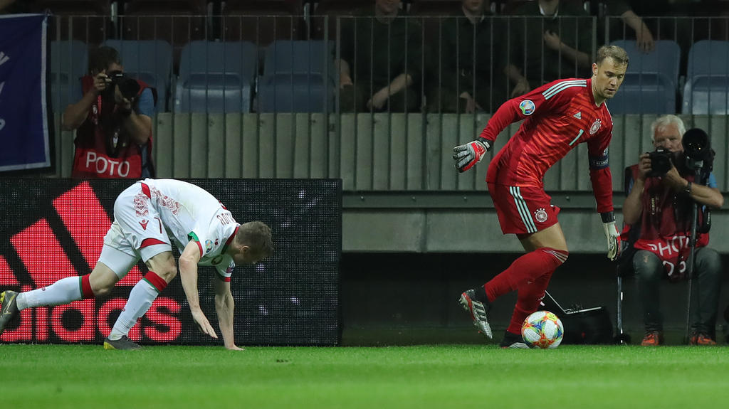 EMQualifikation » News » "Schnickser" Neuer erklärt sein Tänzchen an