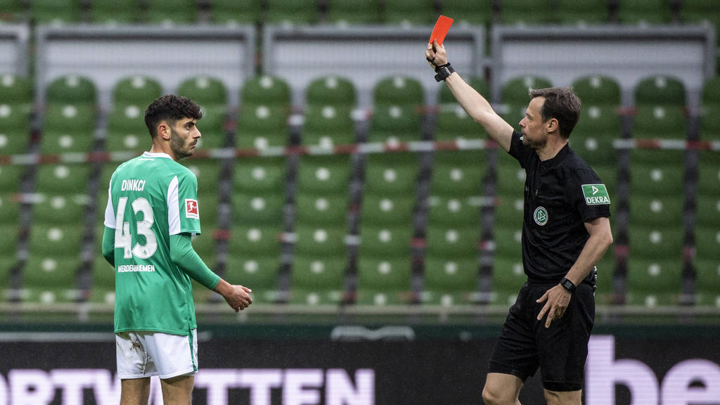 Stürmer von Werder Bremen für drei Spiele gesperrt