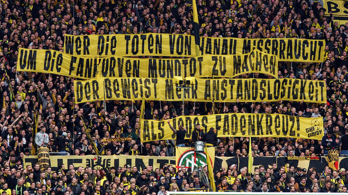 Fanszenen drohen mit Spielabbrüchen "F*ck dich DFB!" Sperre gegen