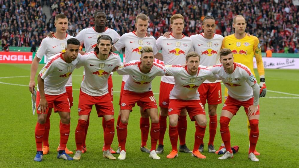 DFBPokal RB Leipzig setzt Zeichen gegen Rassismus