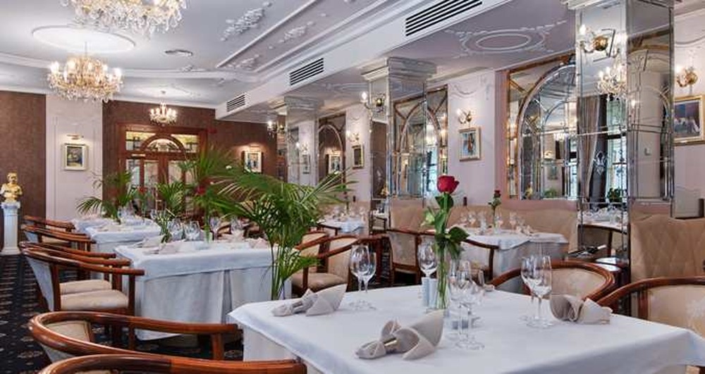 Versailles Restaurants Sibiu