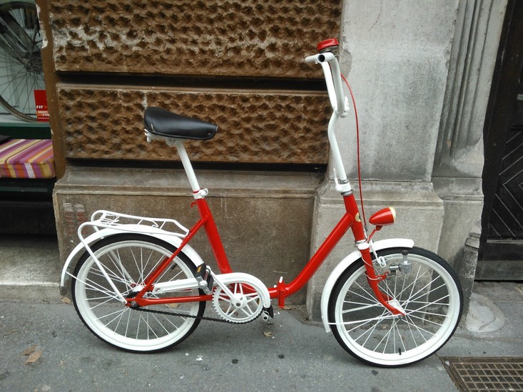 Expandable Lending Libraries lending library