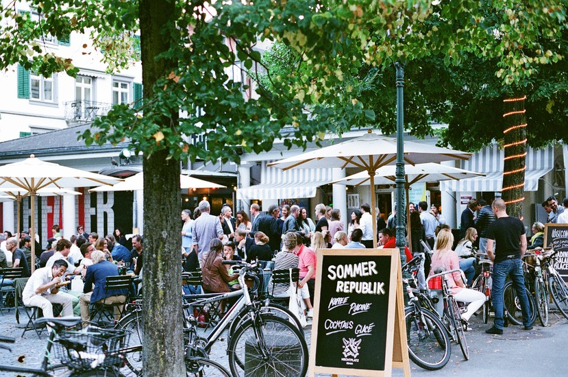 Hechtplatz Sommergarten Nightlife Zurich