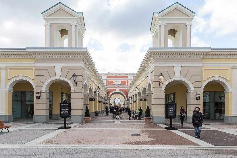 Outlet Village Pulkovo Shopping St.Petersburg