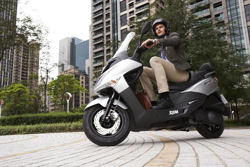 Skutery Centrum Motor Scooter Rental Getting Around Warsaw