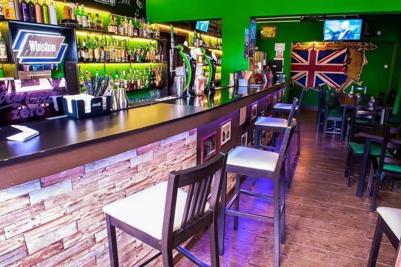 British Pub Pubs, Bars & Clubs Brasov