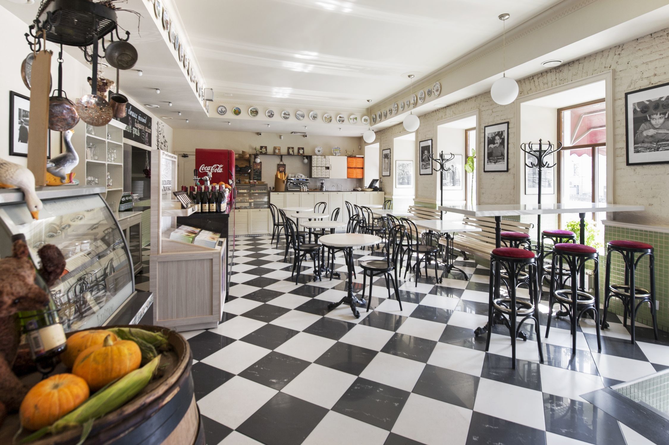 Entree Restaurants & Cafes St.Petersburg