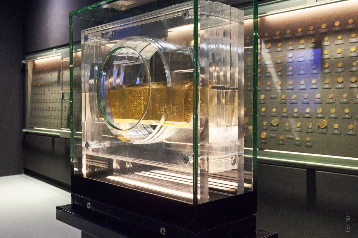 NBP Money Centre Sightseeing Warsaw