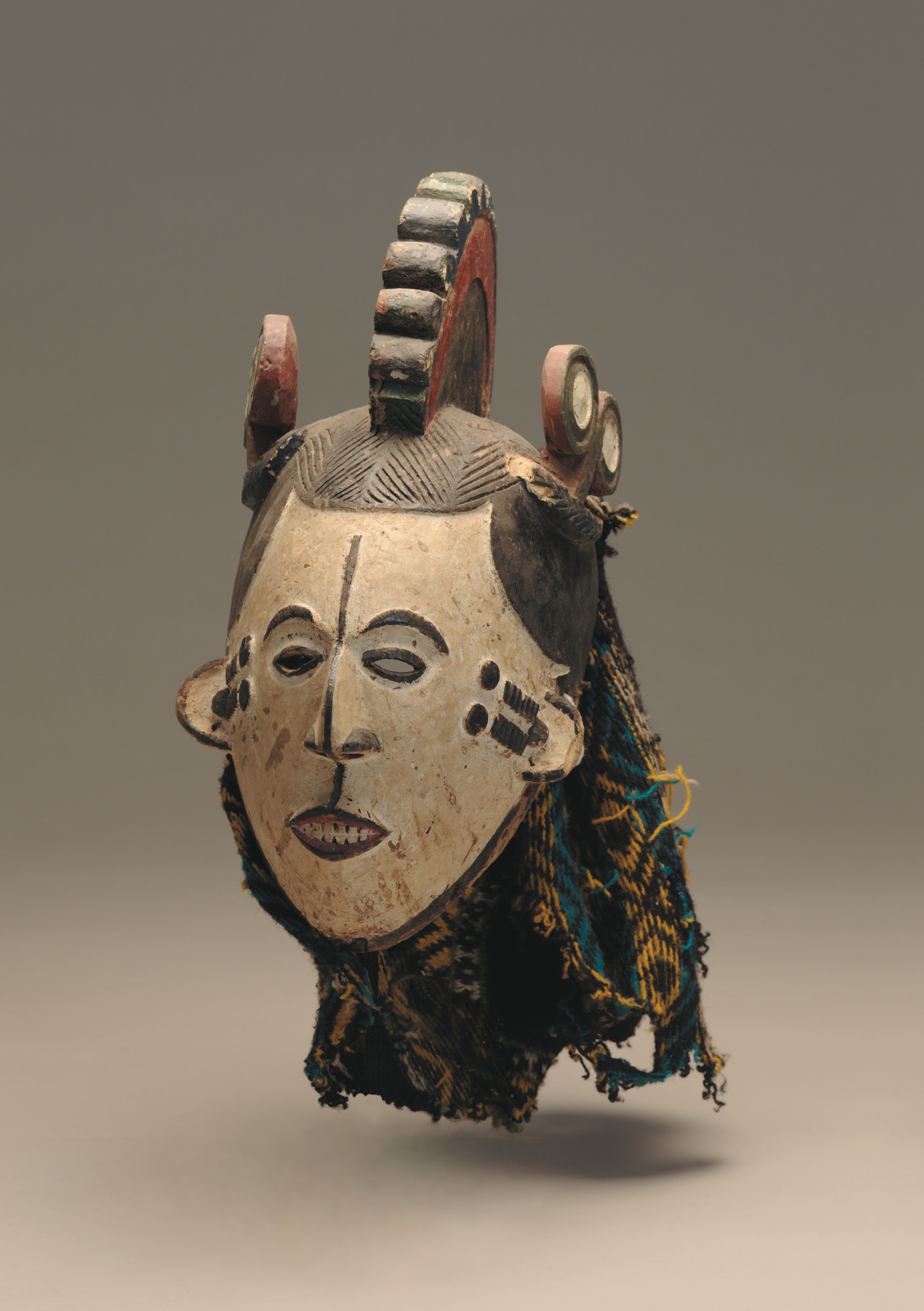 40 Years of Collecting A Celebration of the Standard Bank African Art