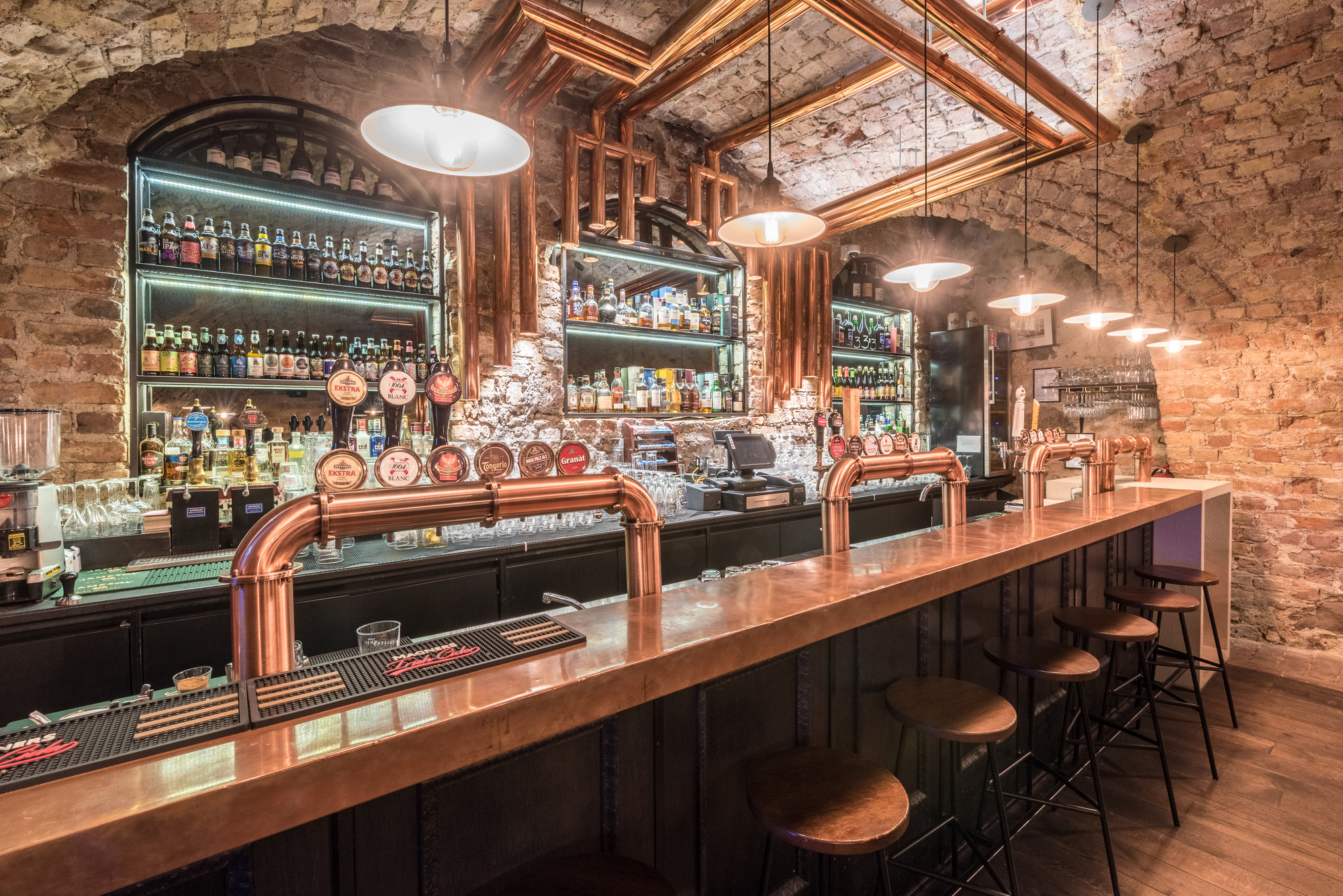 Beer House & Craft Kitchen Restaurants Vilnius