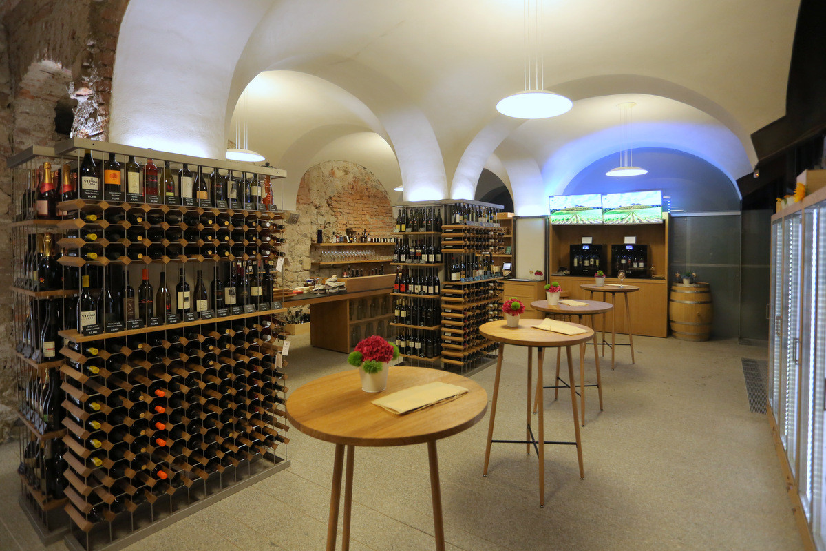 Strelec Castle Wine Bar & Shop Bars, Pubs & Clubs Ljubljana