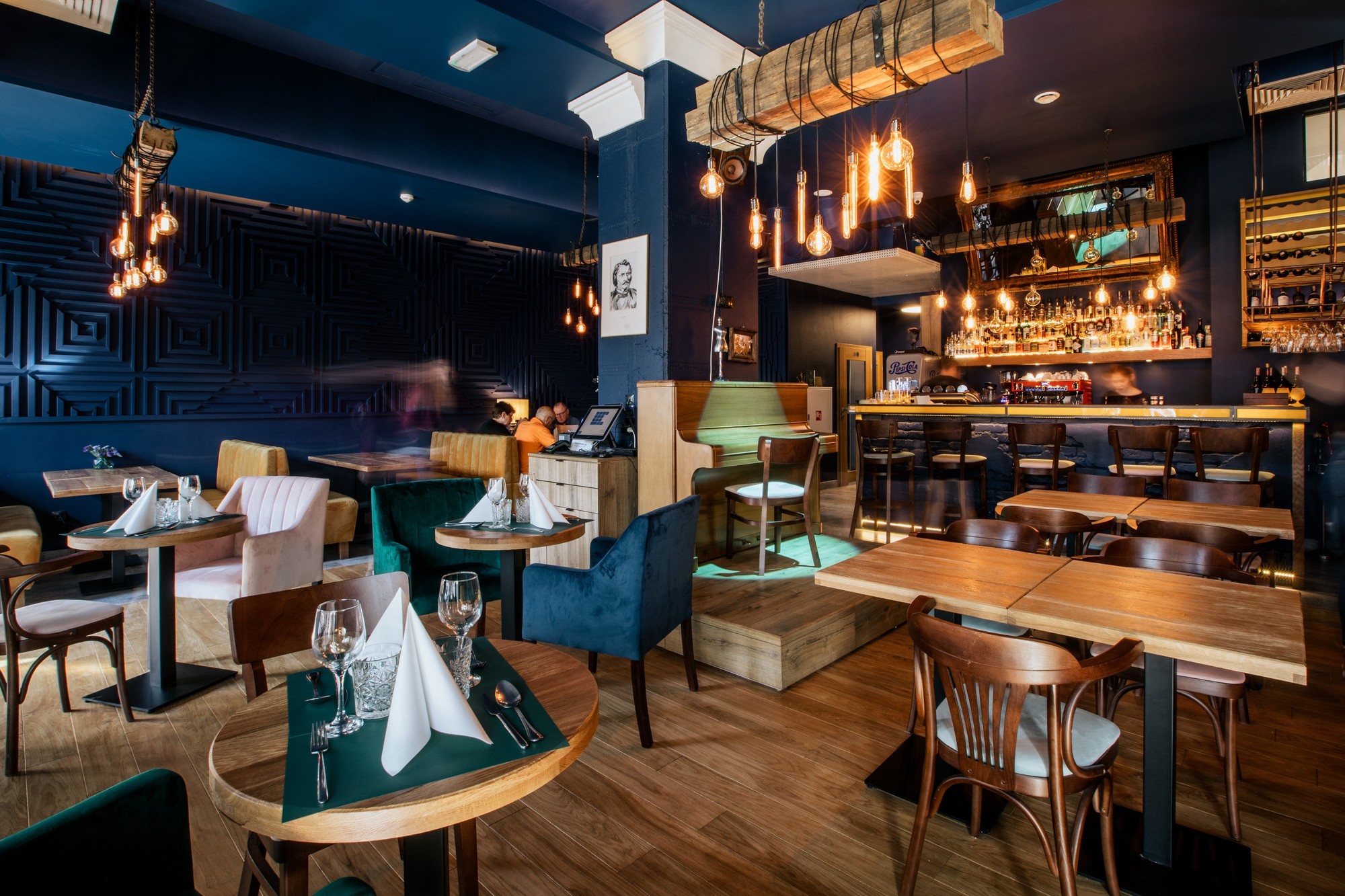 Mon Balzac Restaurant & Piano Bar Restaurants Gdańsk