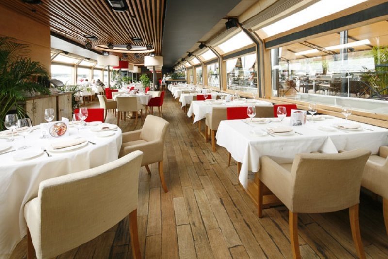 VolgaVolga Restaurants & Cafes St.Petersburg