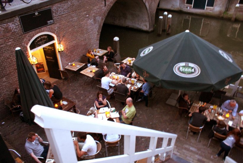 ’t Oude Pothuys Nightlife Utrecht