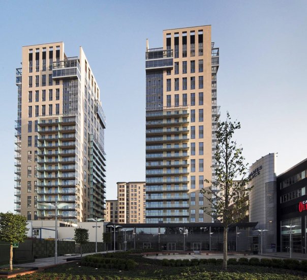 Country 2 Country Platinum Towers Apartments Warsaw