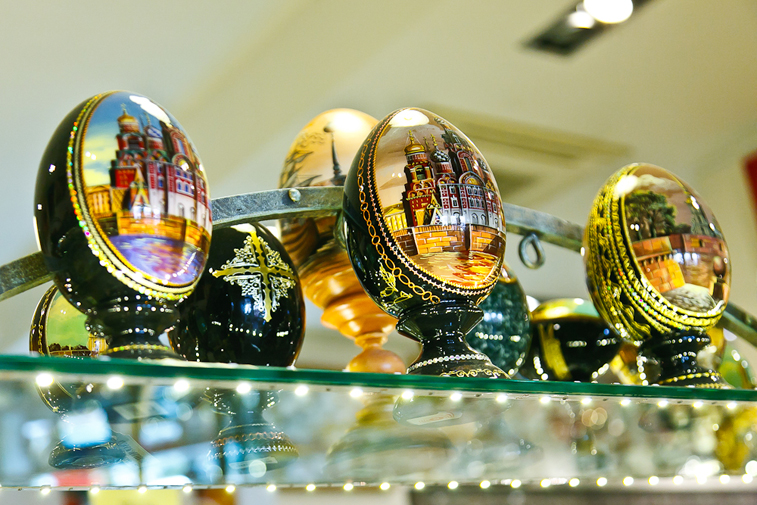 Gifts and Souvenirs Shopping St.Petersburg