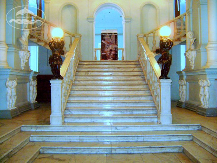 Western and Eastern Art Museum Sightseeing Odessa