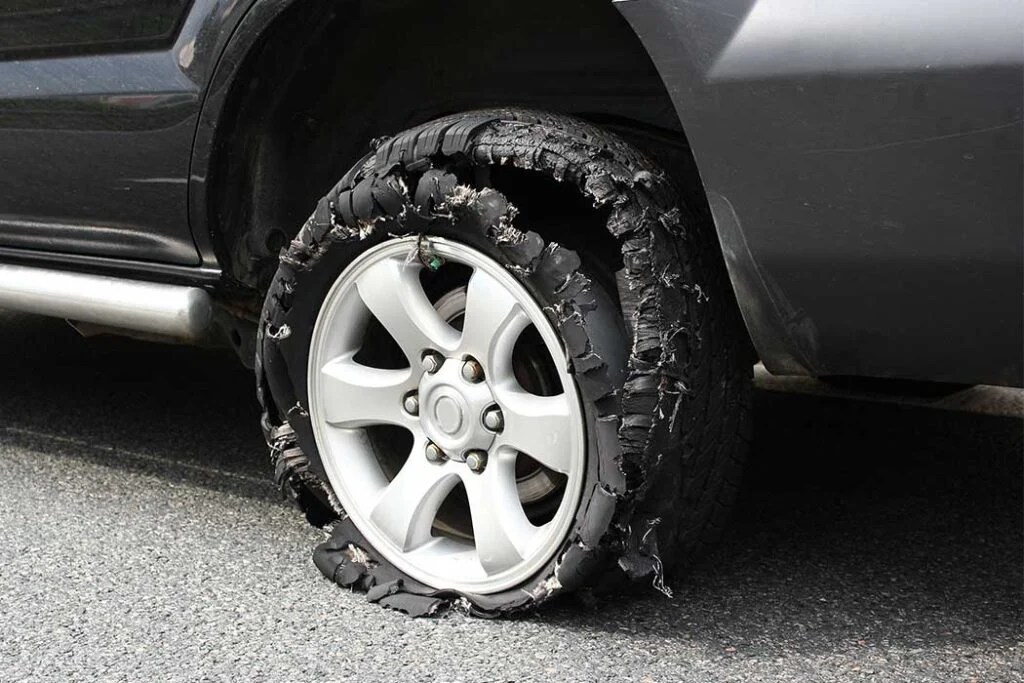 Mistakes Motorists Make in Bad Weather Yuma car accident attorneys