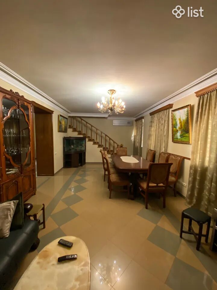 Two story stone house on Tavrizyan street in Arabkir, 250 sq.m., 2