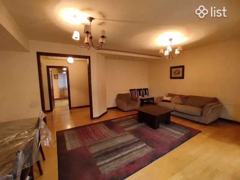 3 room apartment, Vardanants Street, 100 sq.m., 3/5 floor, major