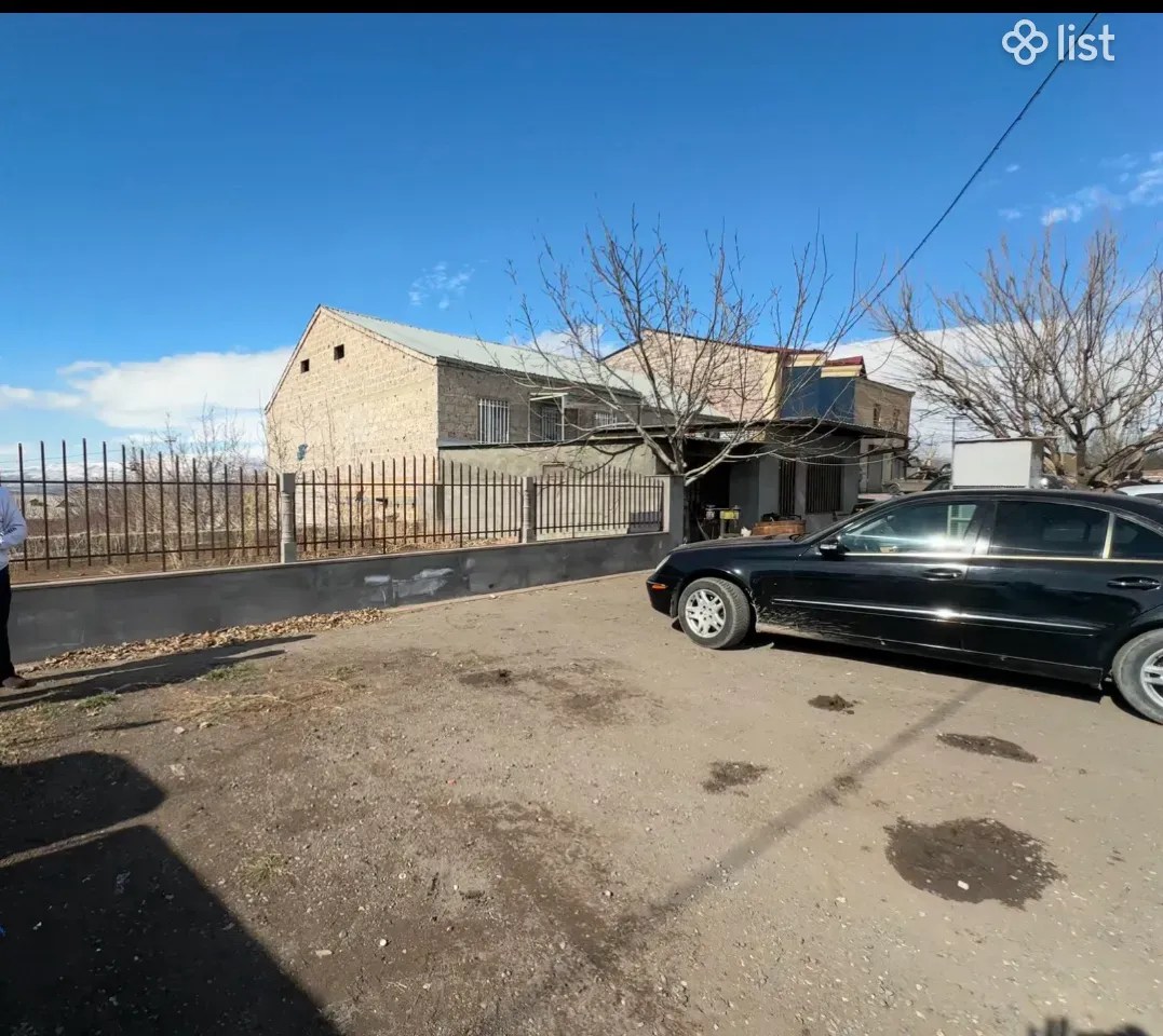 Plot for residential development in Ashtarak, 419 sq.m. Land for Sale