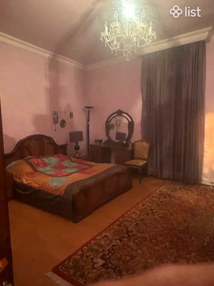 Three story stone house, Սերո Խանզադյանի փողոց 1ին նրբանցք in Nork