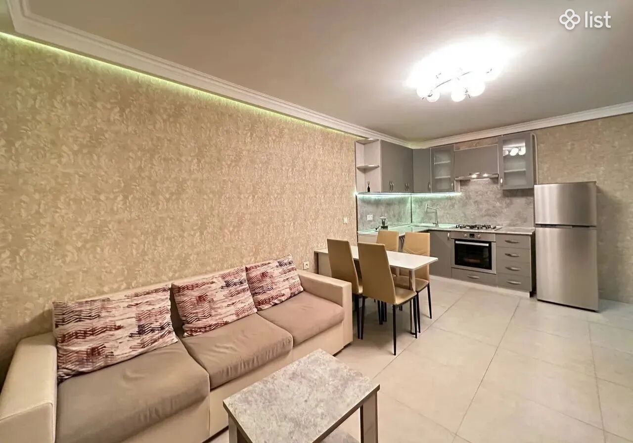 2 room apartment, Ռուբինյանց փողոց, 43 sq.m., 3/5 floor, high ceilings