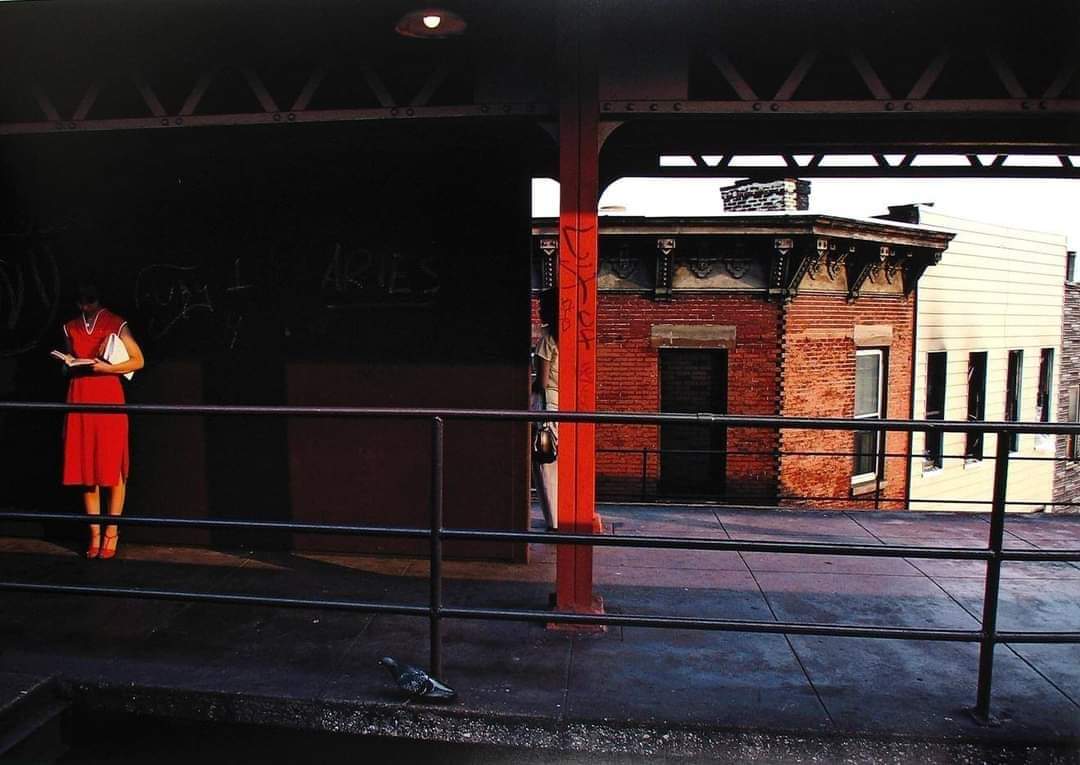 MyrtleWyckoff Station, Brooklyn. Photo Bruce Davidson c.1980 MLTSHP